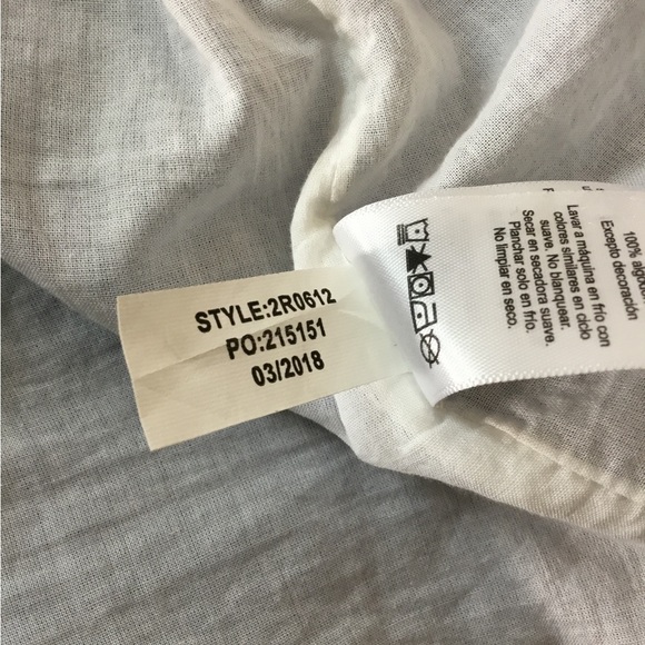 Vineyard Vines Chambray Embroidered scalloped Hem Flouncy Skirt - Picture 4 of 6